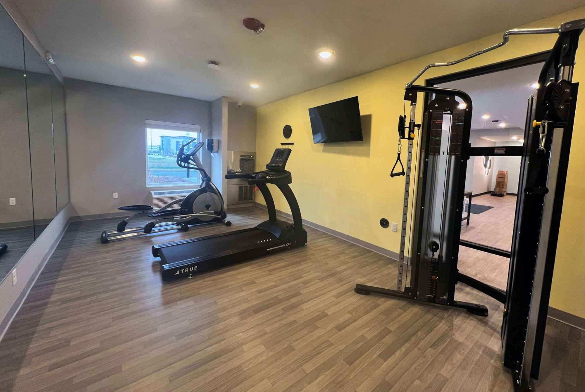 Echo Suites Extended Stay By Wyndham Indianapolis Ameriplex Zewnętrze zdjęcie